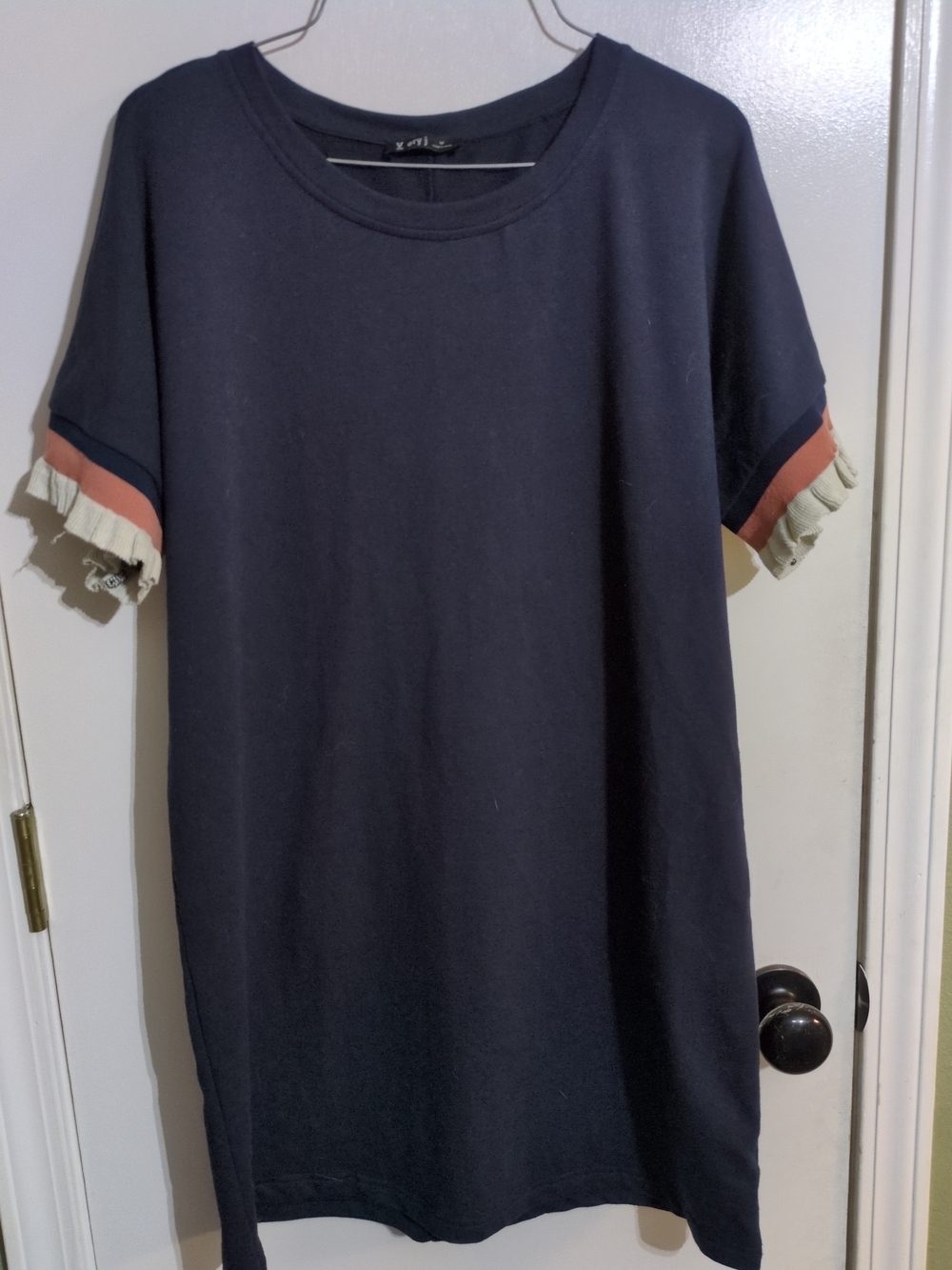Very J Women's Navy Blue Shift Dress w/ Ruffled Sleeves- Size M
